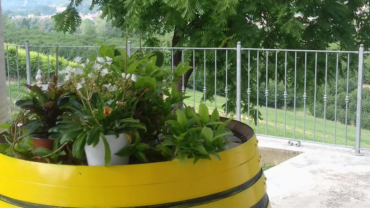 Villa Cascina Longoria Neive Exterior foto